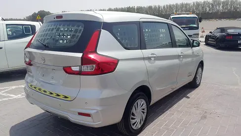 Suzuki Ertiga GL, миниатюра 5