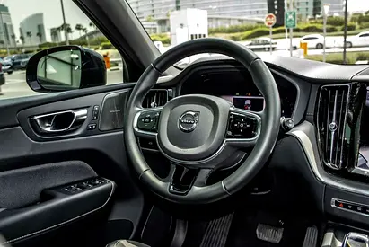 صورة 10 لـ 2024 Volvo XC60