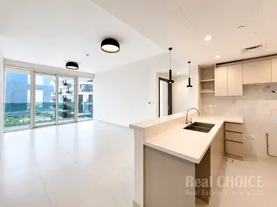 Skyline Serenity | Spacious | Modern Elegance