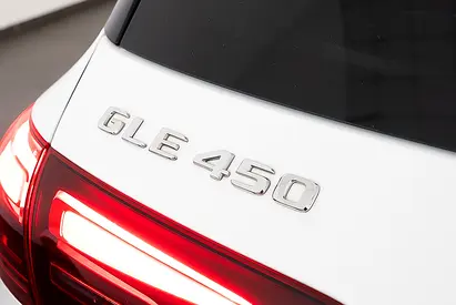 2025 Mercedes-BENZ GLE — миниатюра 14