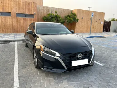 Nissan Altima SV 2023 GCC Specs - Mint Condition