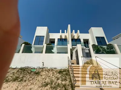 فيلا أول ساكن 5 غرف بإطلالة بحرية في الحمرية