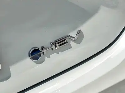 صورة 13 لـ 2025 Toyota CAMRY