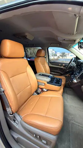2016 Chevrolet SUBURBAN 照片 12