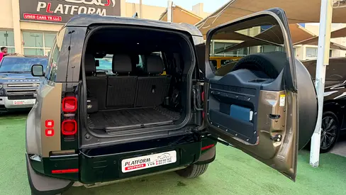 Land Rover Defender 110 SE P400, миниатюра 9