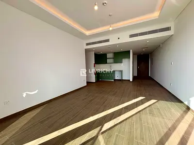 High Floor | Burj Al Arab View | Spacious | Bright