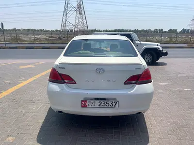 صورة 4 لـ 2011 Toyota AVALON