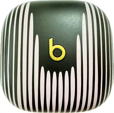 Beats Fit Pro – Special Edition (Kim Kardashian Collection) - Excellent Condition
