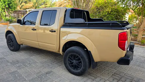 صورة 4 لـ 2017 Nissan FRONTIER