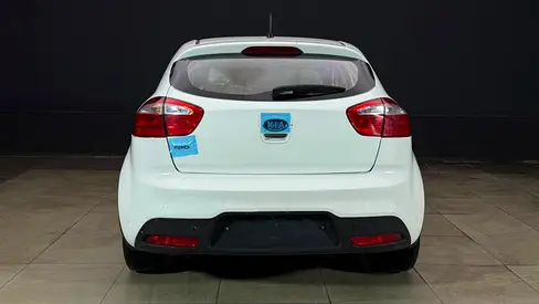 2013 KIA RIO 照片 3