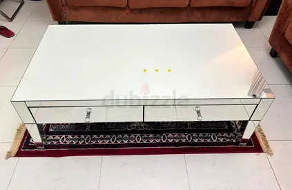 Coffee table, 4 burner stove