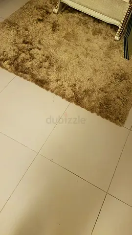 Soft Shaggy green Rug - Good Condition
