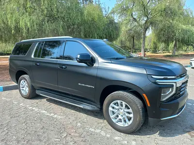 2025 Chevrolet SUBURBAN 照片 2