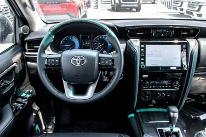 2026 Toyota FORTUNER — фото 11