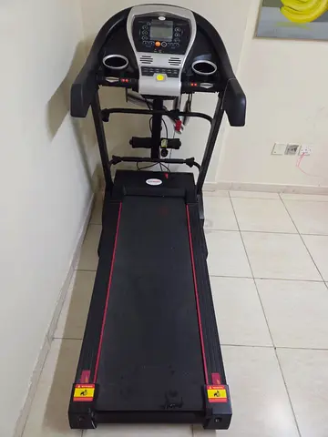 Incline Foldable Treadmill with handle