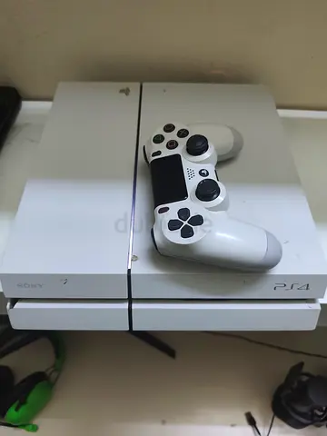 Playstation 4 With all its accessories and games