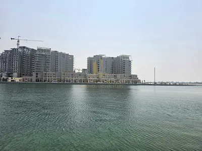 🏡 For Sale | Luxury 1-Bedroom Apartment in Maryam Island – Crystal Building