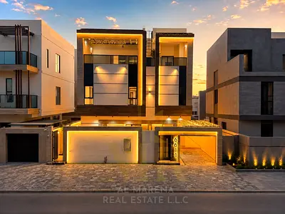 For sale directly from the owner: a two-story villa with a rooftop terrace, swimming pool, and elevator. The price includes air conditioning, electric