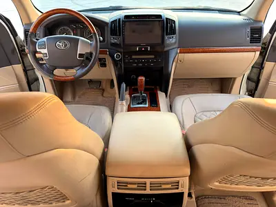 2014 Toyota LAND CRUISER 照片 7