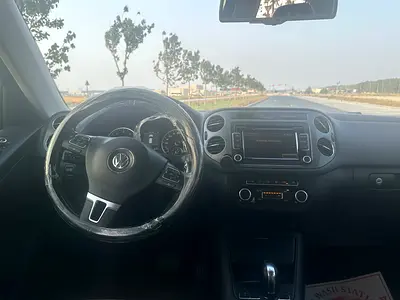 2015 Volkswagen TIGUAN — миниатюра 14