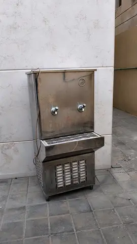 Outdoor Water cooler and dispenser