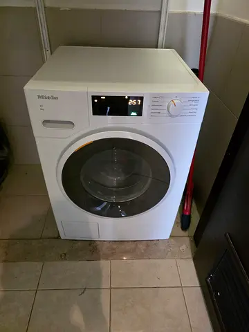 Miele 8kg Washer 8kg dryer separate set