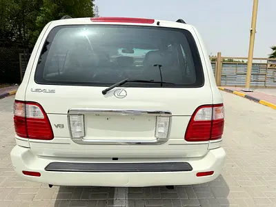 2004 Lexus LX-SERIES photo 6