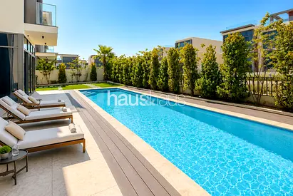 Brand New | Luxury | Roof Terrace | Park Facing