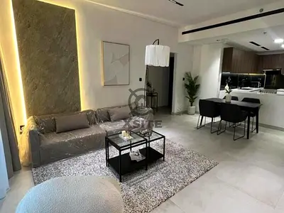 Modern 2 BR | Fully Furnished | Great Amenities