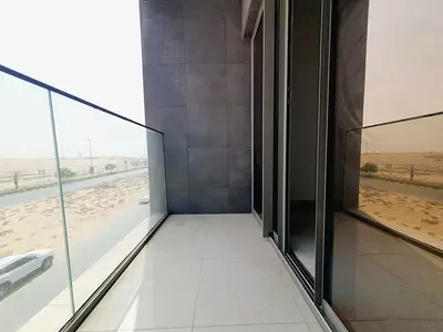 Like brand new 3bhk with maid room and balcony and wardrobe in tilal city price 85k
