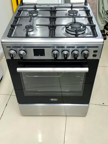 Stainless Steel 4-Burner Gas Cooker with Oven - Good Condition