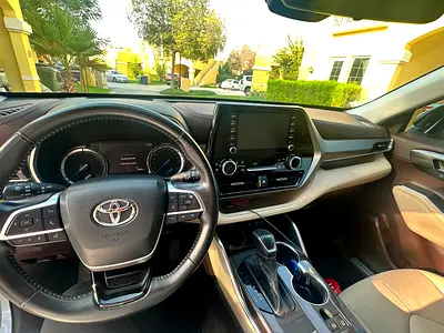 صورة 7 لـ 2022 Toyota HIGHLANDER