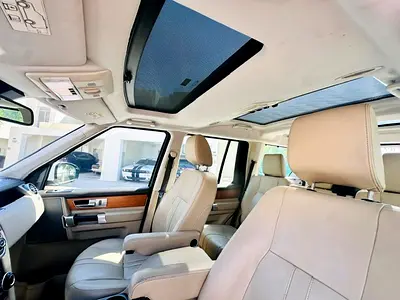 2016 LAND Rover LR4 — фото 16