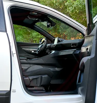 Peugeot 3008 Active, миниатюра 9