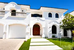 Skyline Serenity | Luxurious Villa | Beach Access