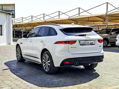 صورة 8 لـ 2017 Jaguar F-PACE