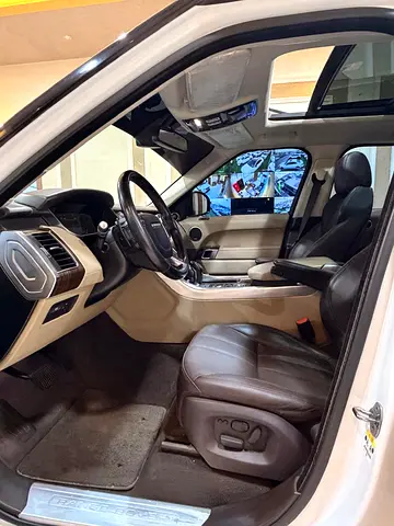 2015 LAND Rover RANGE ROVER SPORT thumbnail 4