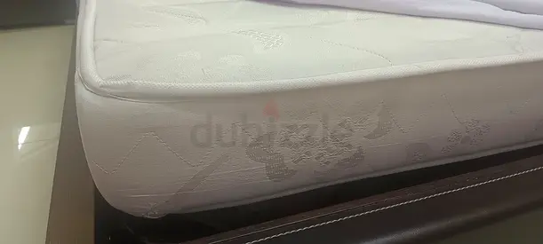 King size mattress 210 x 180 cm. - Excellent condition