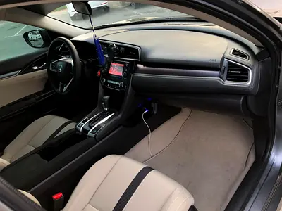 2018 Honda CIVIC — фото 10