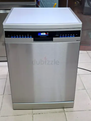 Siemins brand iq500 modelwith WiFi freestanding dishwasher stainless steel - good condition
