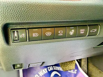 صورة 3 لـ 2023 Toyota RAV 4