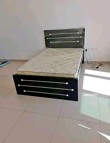 Single bed frame with mattress - black wooden with headboard