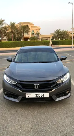 2018 Honda CIVIC — фото 6