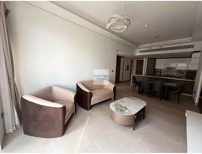 FULLY FURNISHED | MARINA SKYLINE VIEW | VACANT