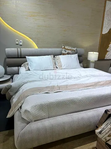 Modern Upholstered Bed Frame with Cushioned Headboard