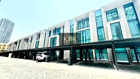 Title 3 bed + maid , front park, Near Mall