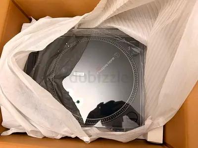 Audio-Thechnica AT - LP120XBT-USB Turntable - Like New Condition : Brand new / Never Used.