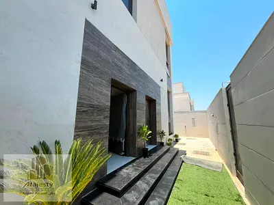 🏡 For Sale: Exceptional Villa in Al Hoshi – Sharjah ✨ A great opportunity for living or investment ✨ 📍 Location: Al Hoshi – Sharjah