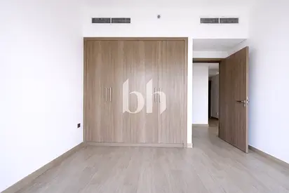 2BR Apartment | Unfurnished | Mid Floor