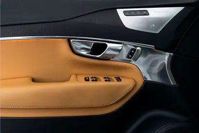 صورة 11 لـ 2023 Volvo XC90